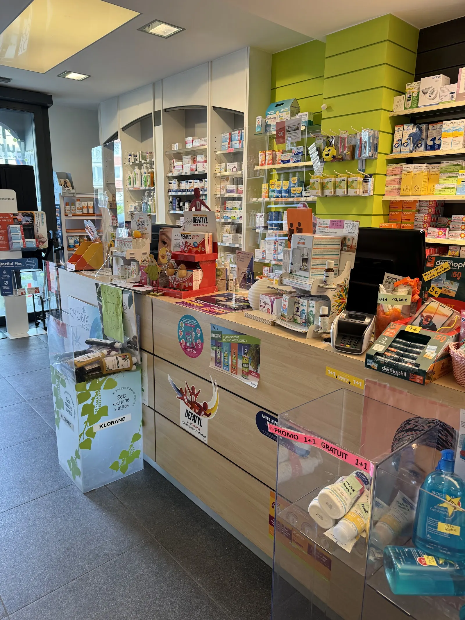 Le comptoir d'une pharmacie d'Anderlecht